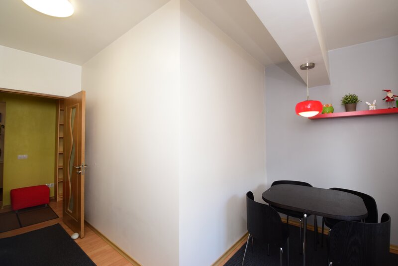 1 Decembrie, Pallady, 3 camere, bloc 2008, etaj 1/3, 2 parcari si boxa