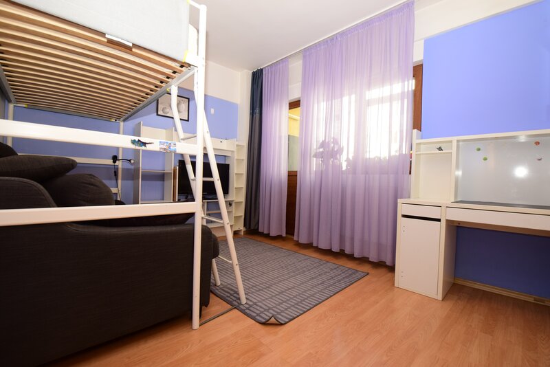 1 Decembrie, Pallady, 3 camere, bloc 2008, etaj 1/3, 2 parcari si boxa