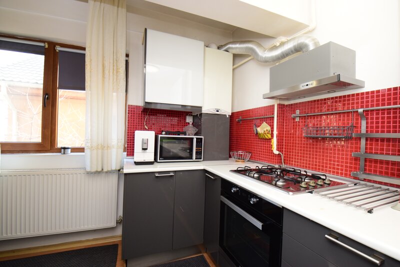 1 Decembrie, Pallady, 3 camere, bloc 2008, etaj 1/3, 2 parcari si boxa