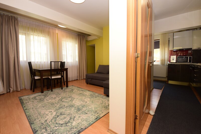 1 Decembrie, Pallady, 3 camere, bloc 2008, etaj 1/3, 2 parcari si boxa