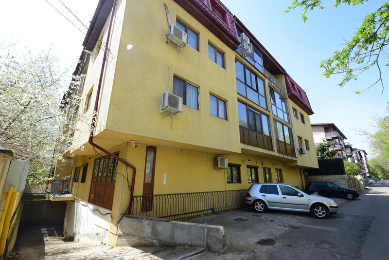 1 Decembrie, Pallady, 3 camere, bloc 2008, etaj 1/3, 2 parcari si boxa